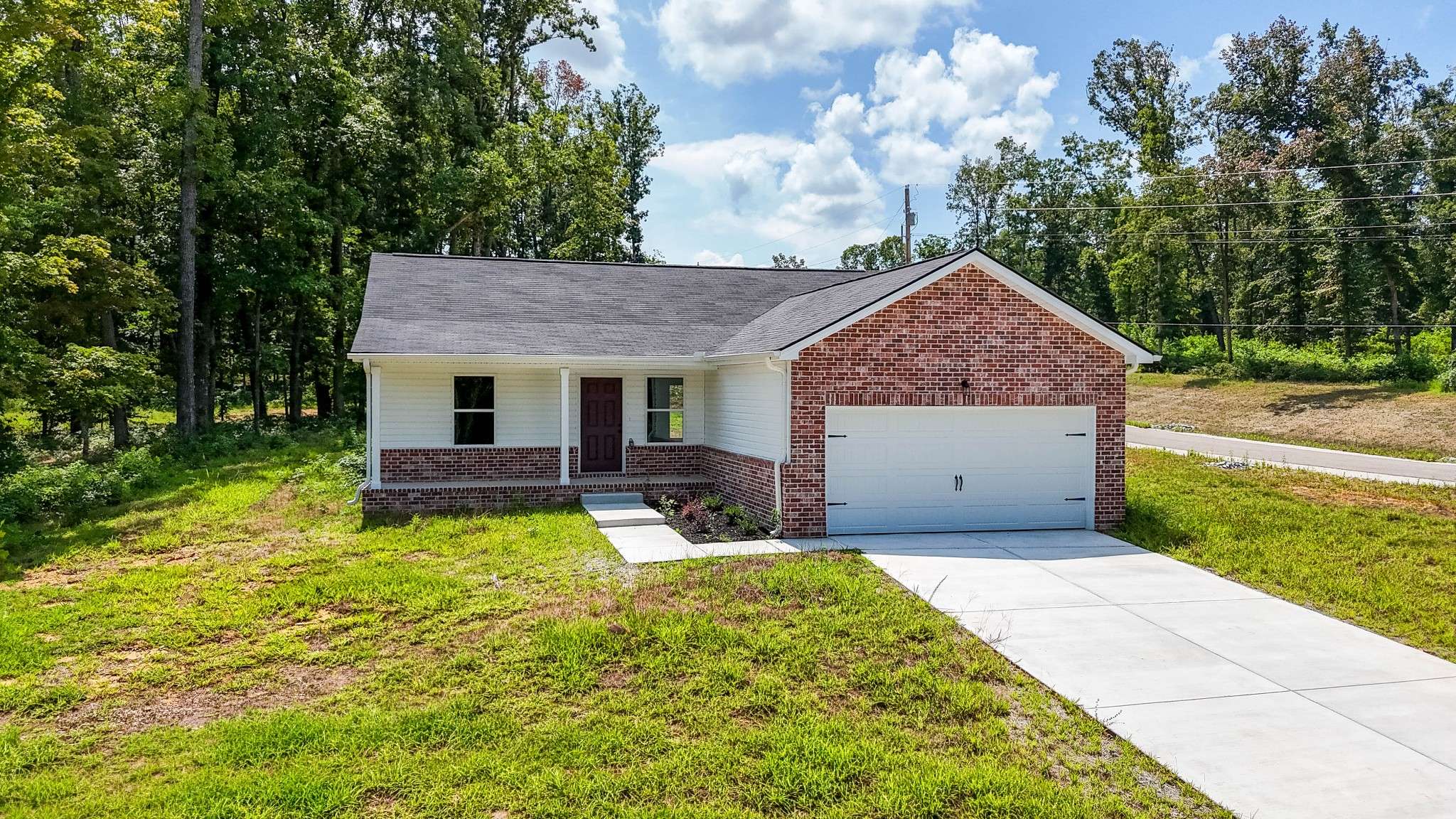 207 Crepe Myrtle Drive, Dickson, TN 37055