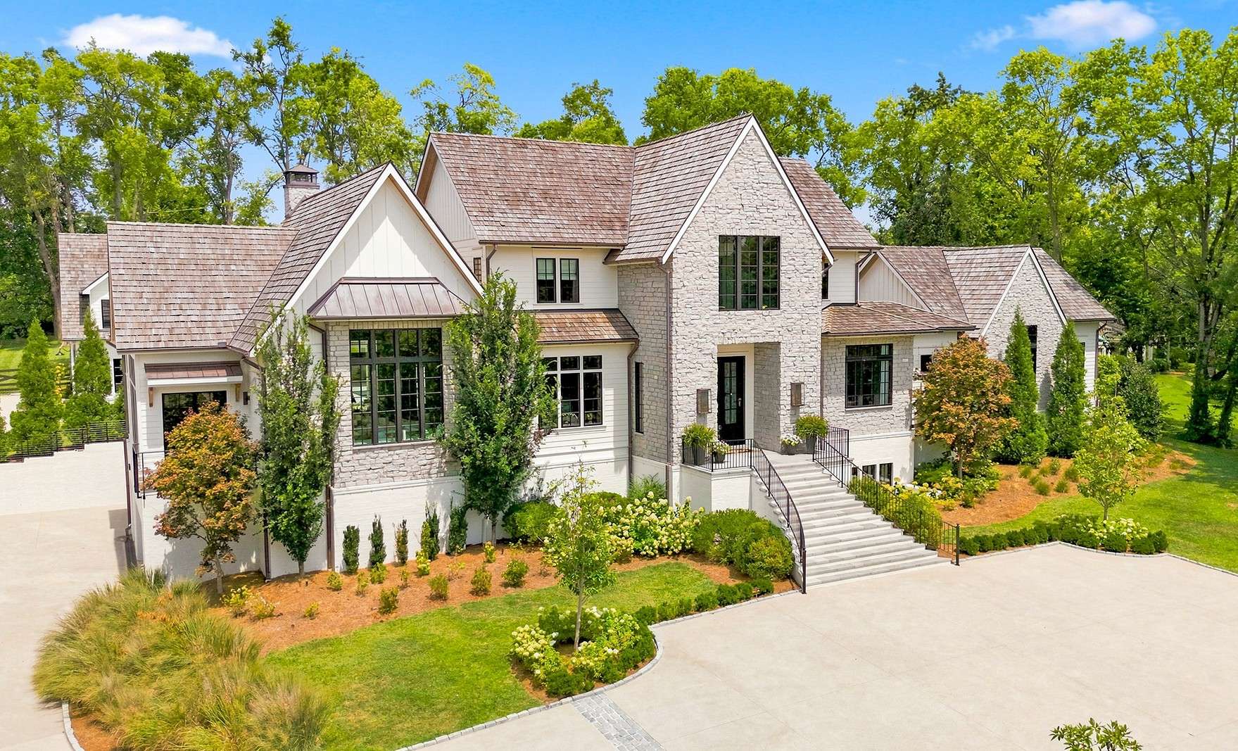 2400 Bear Rd, Nashville, TN 37215