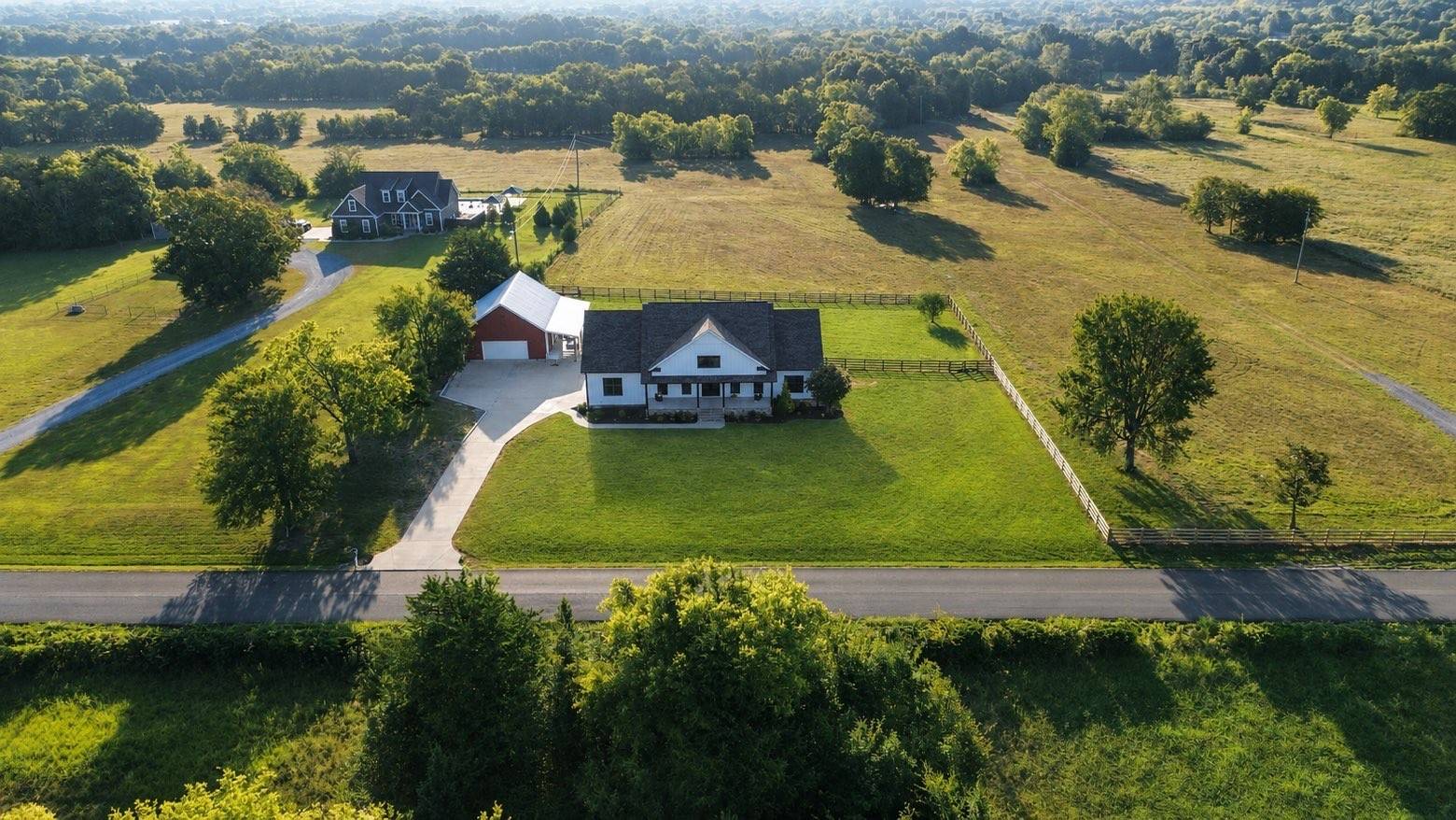 8593 Short Creek Rd, Christiana, TN 37037