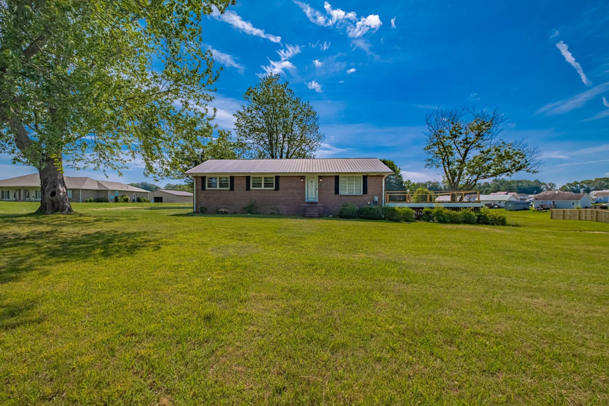 1319 Hills Chapel Rd, Manchester, TN 37355