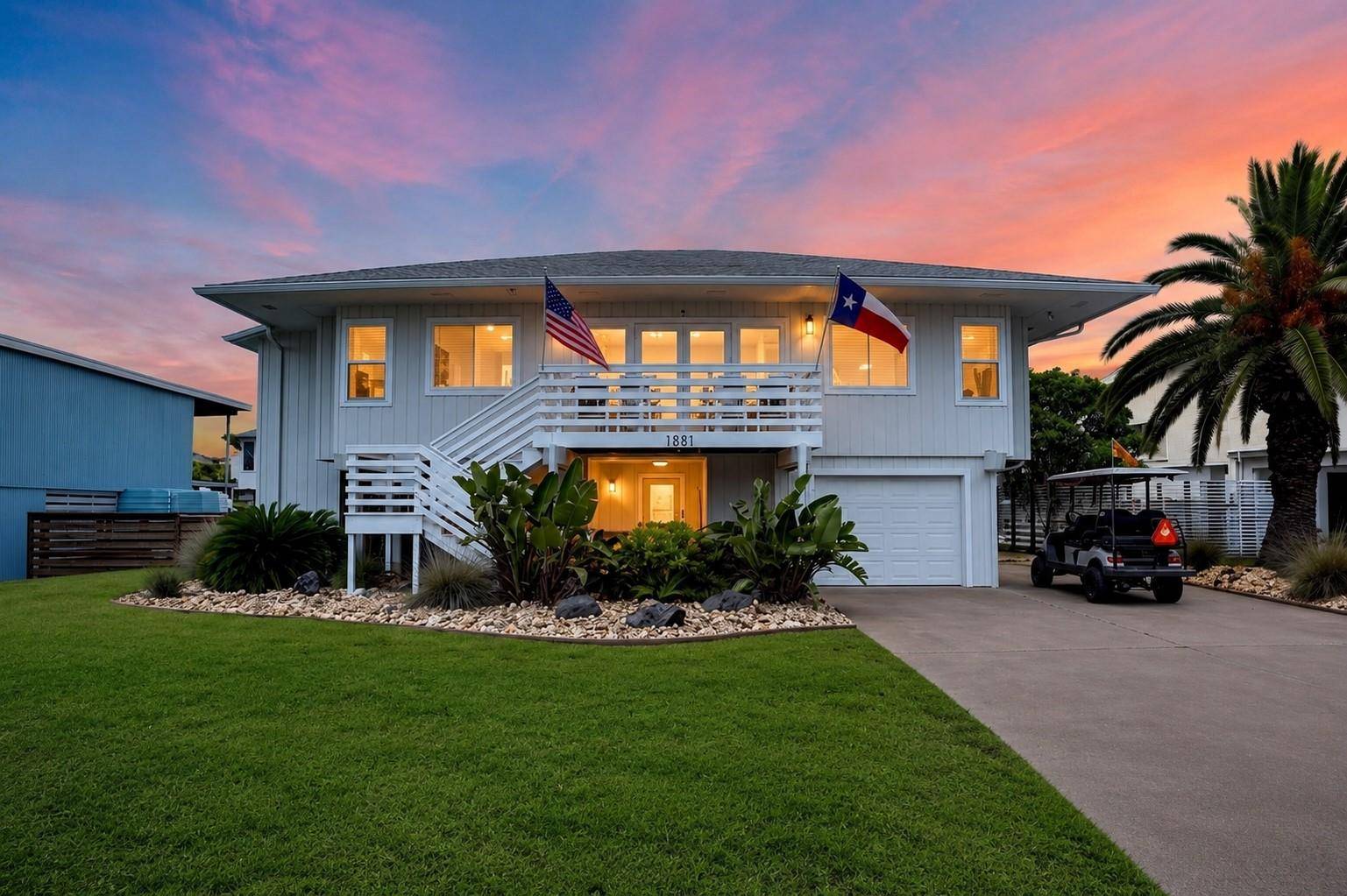 1881 Bay Shore DR, Rockport, TX 78382