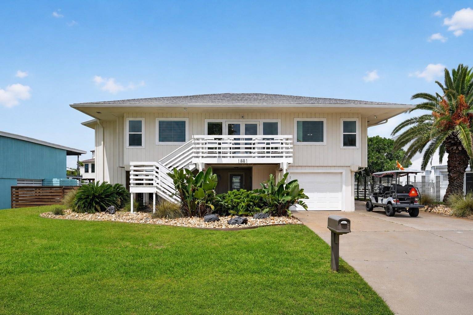 1881 Bay Shore DR, Rockport, TX 78382
