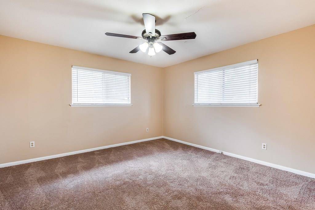 2802 ST EDWARDS CIR #B, Austin, TX 78704