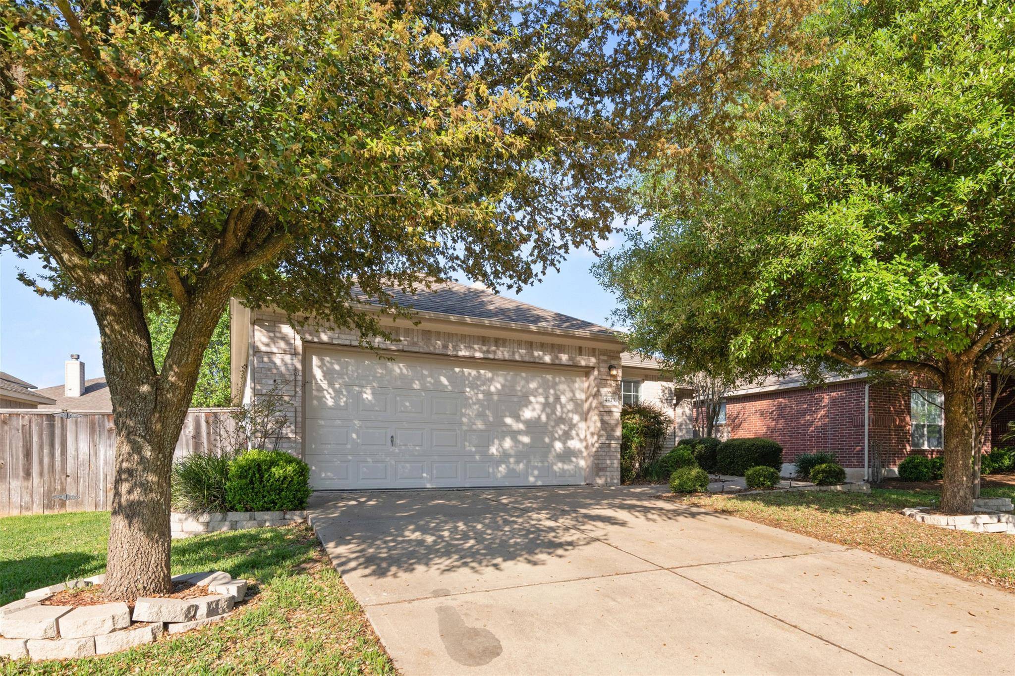 4423 Meadowside LN, Round Rock, TX 78665