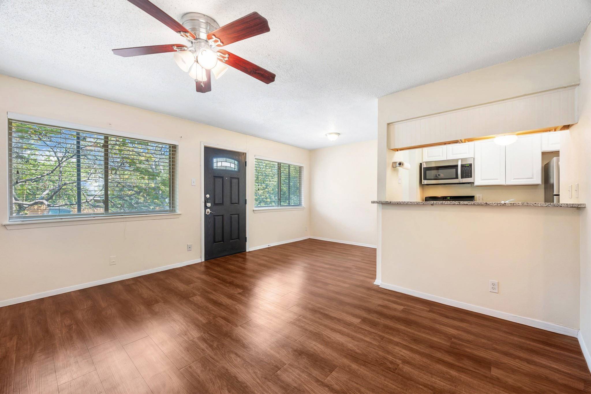 1202 Newning Ave #208, Austin, TX 78704