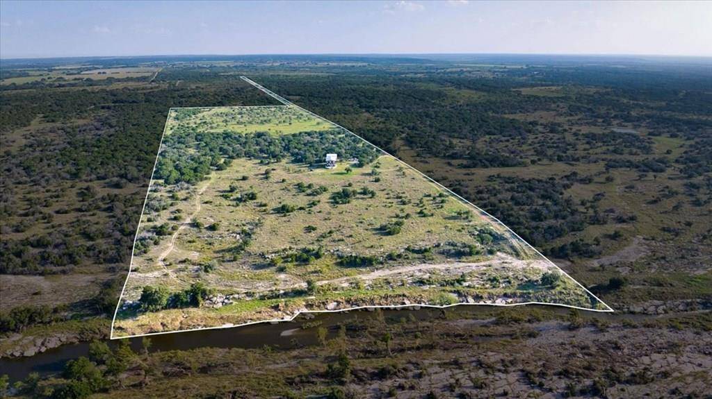 1147 Shafer LN, Menard, TX 76848