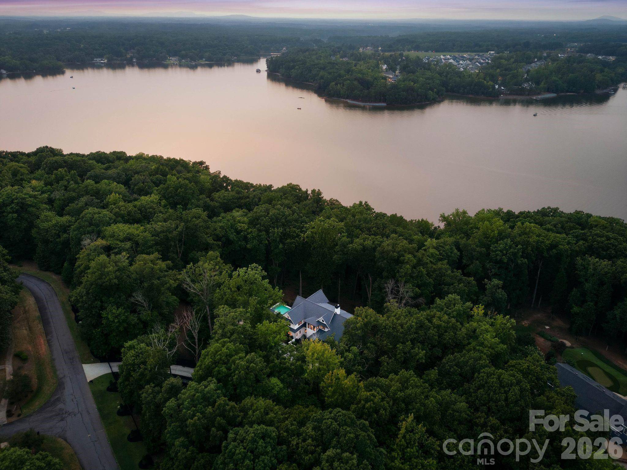 13702 Sage Thrasher LN, Charlotte, NC 28278