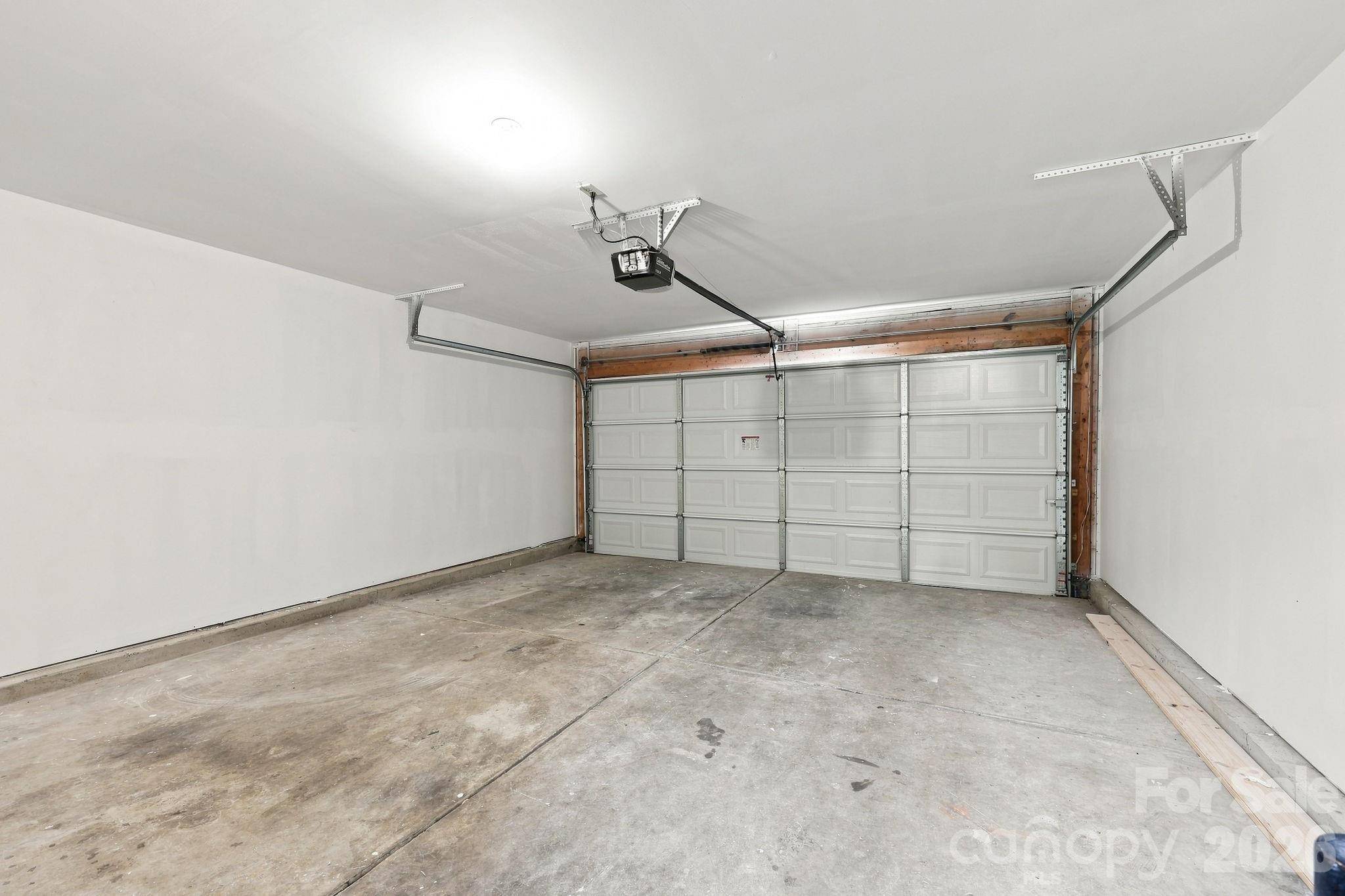 8207 Belmont Stables DR, Charlotte, NC 28216