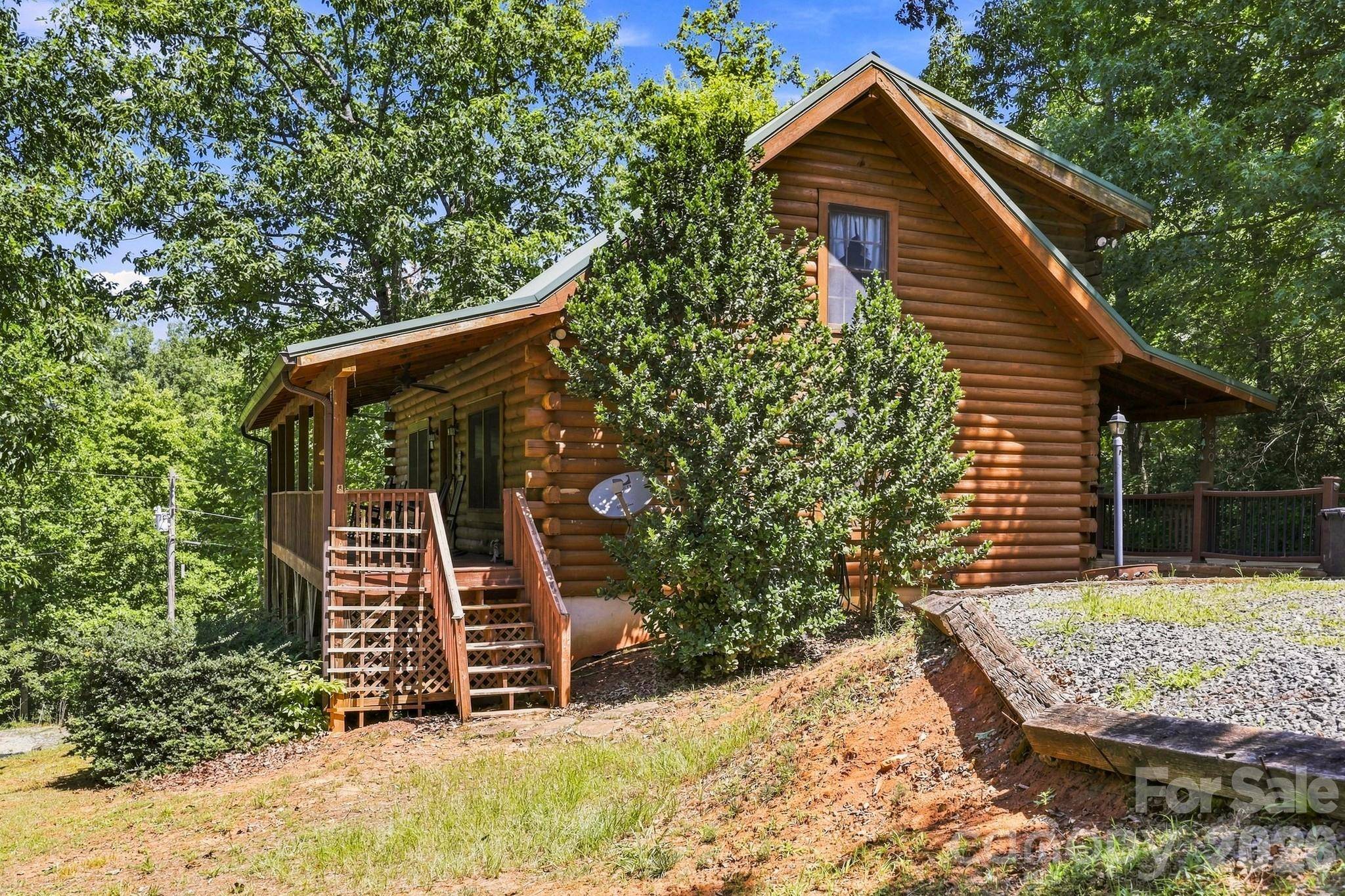 450 Starling RD, Lake Lure, NC 28746