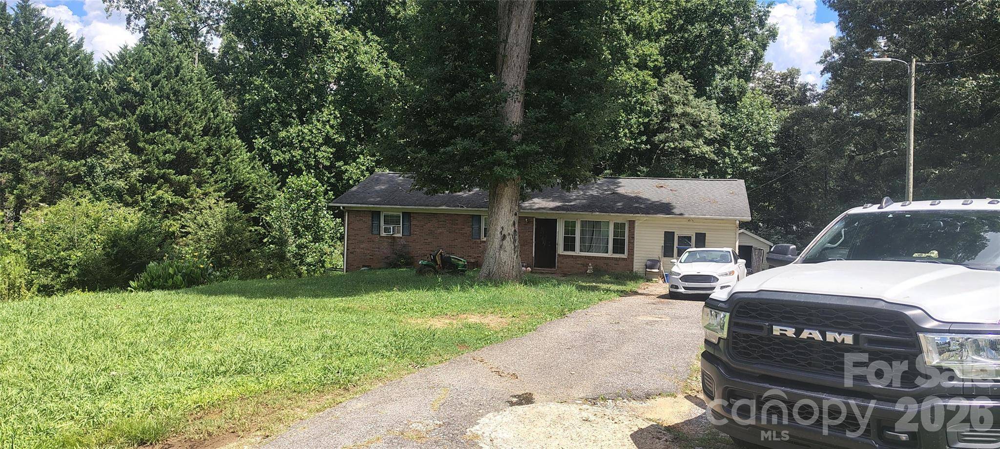 522 Lee DR, Shelby, NC 28152
