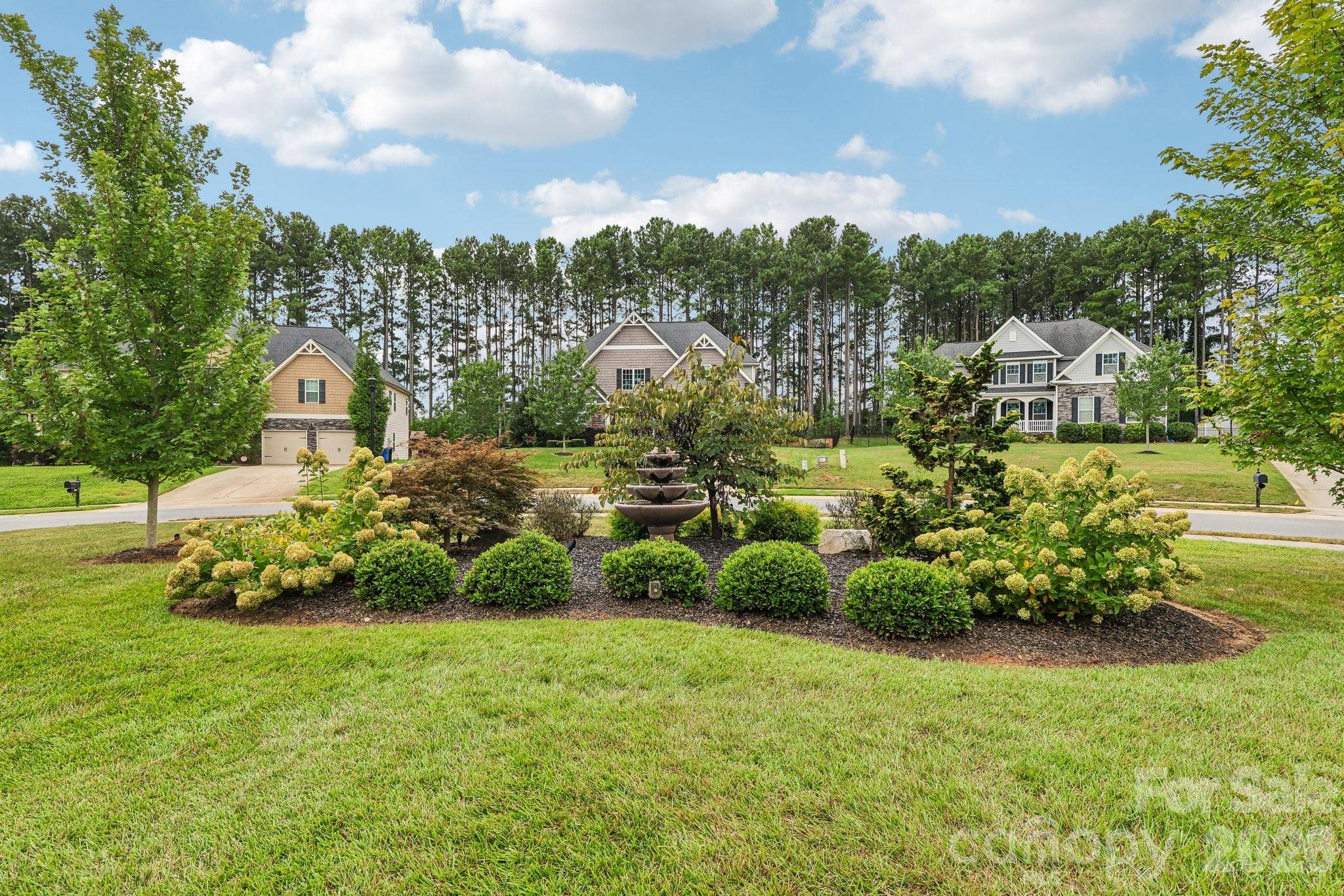 142 Butler DR, Mooresville, NC 28115