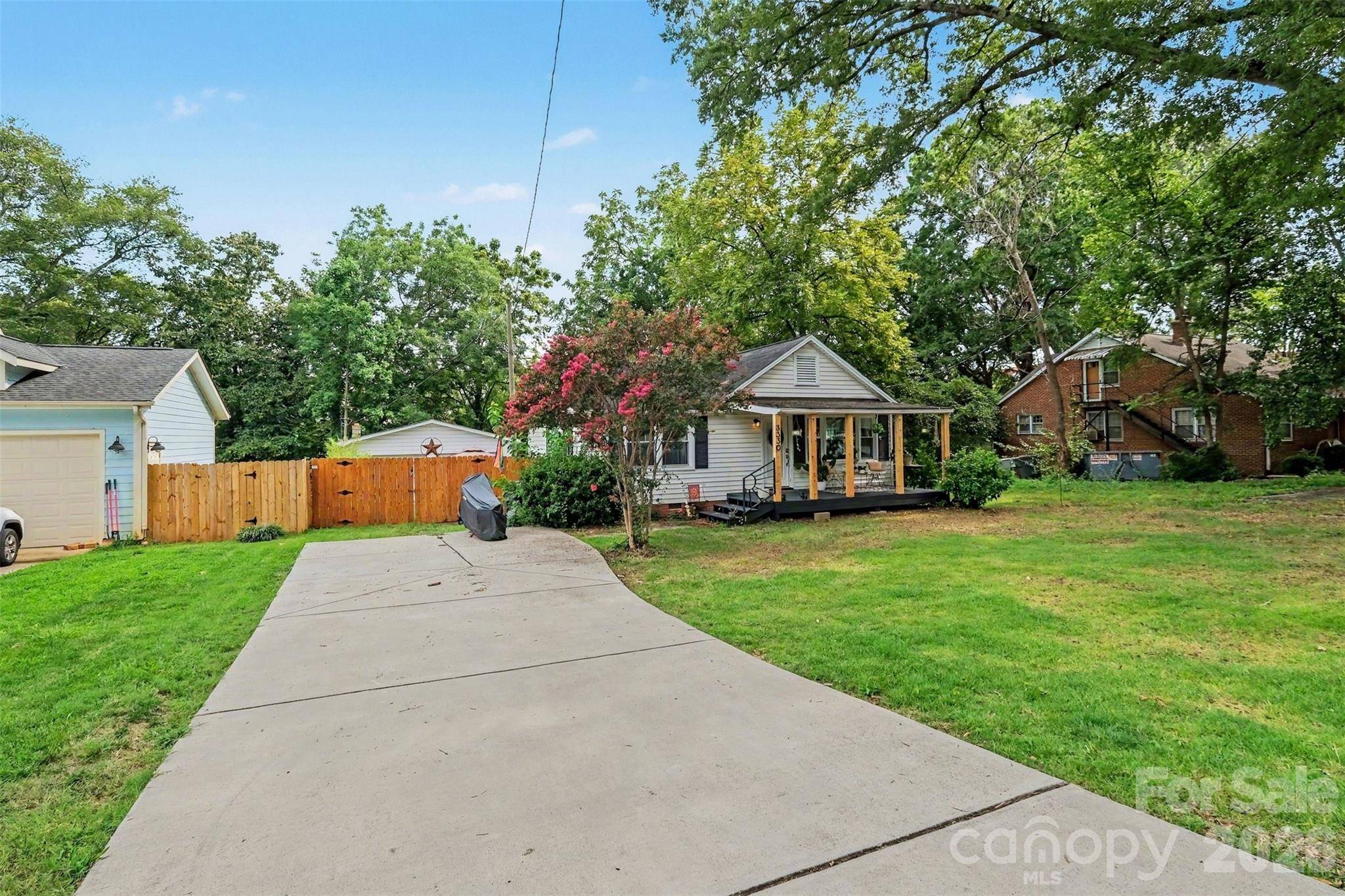 3330 Benard AVE, Charlotte, NC 28206