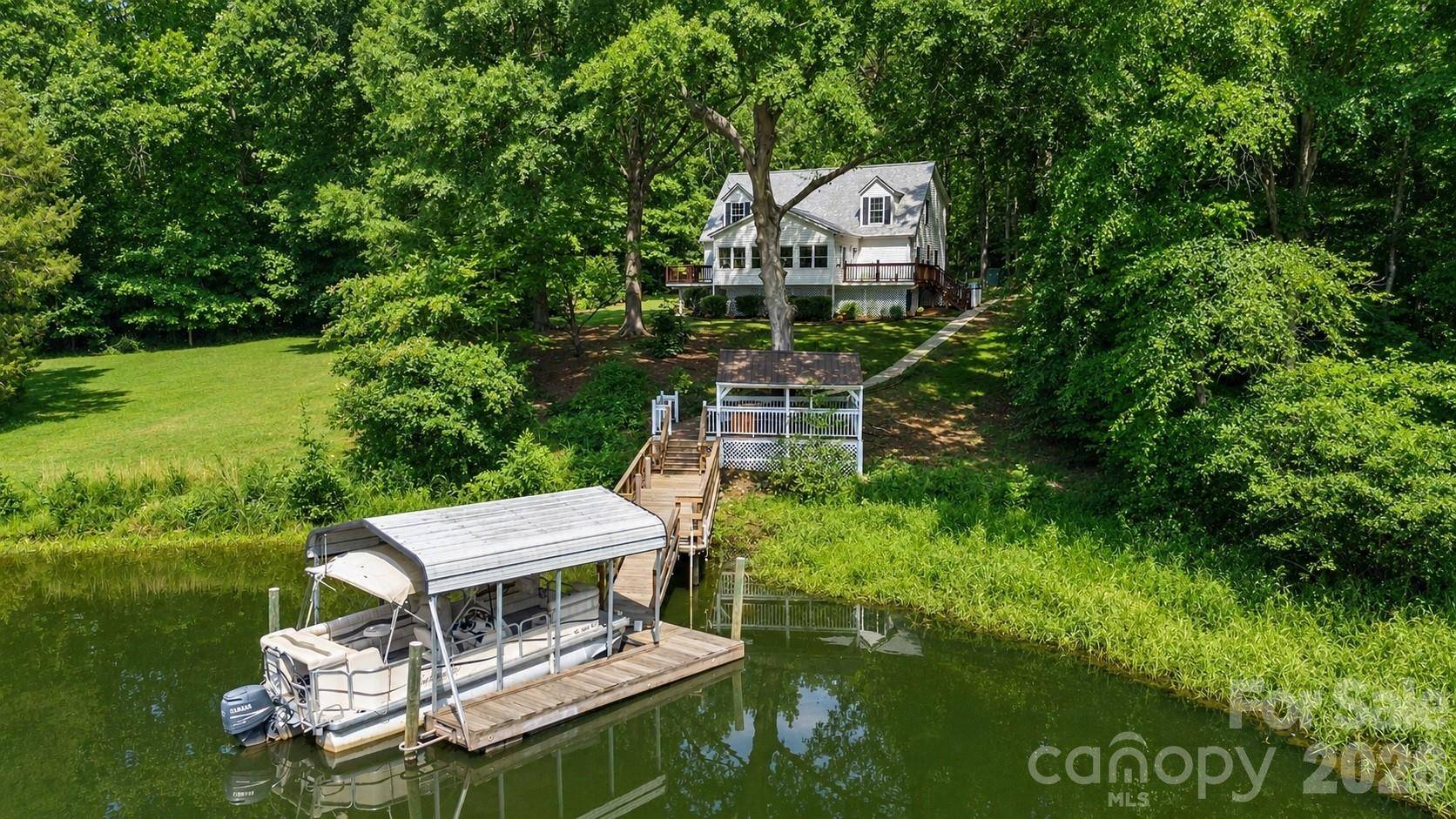 8137 Rowe ST, Catawba, NC 28609