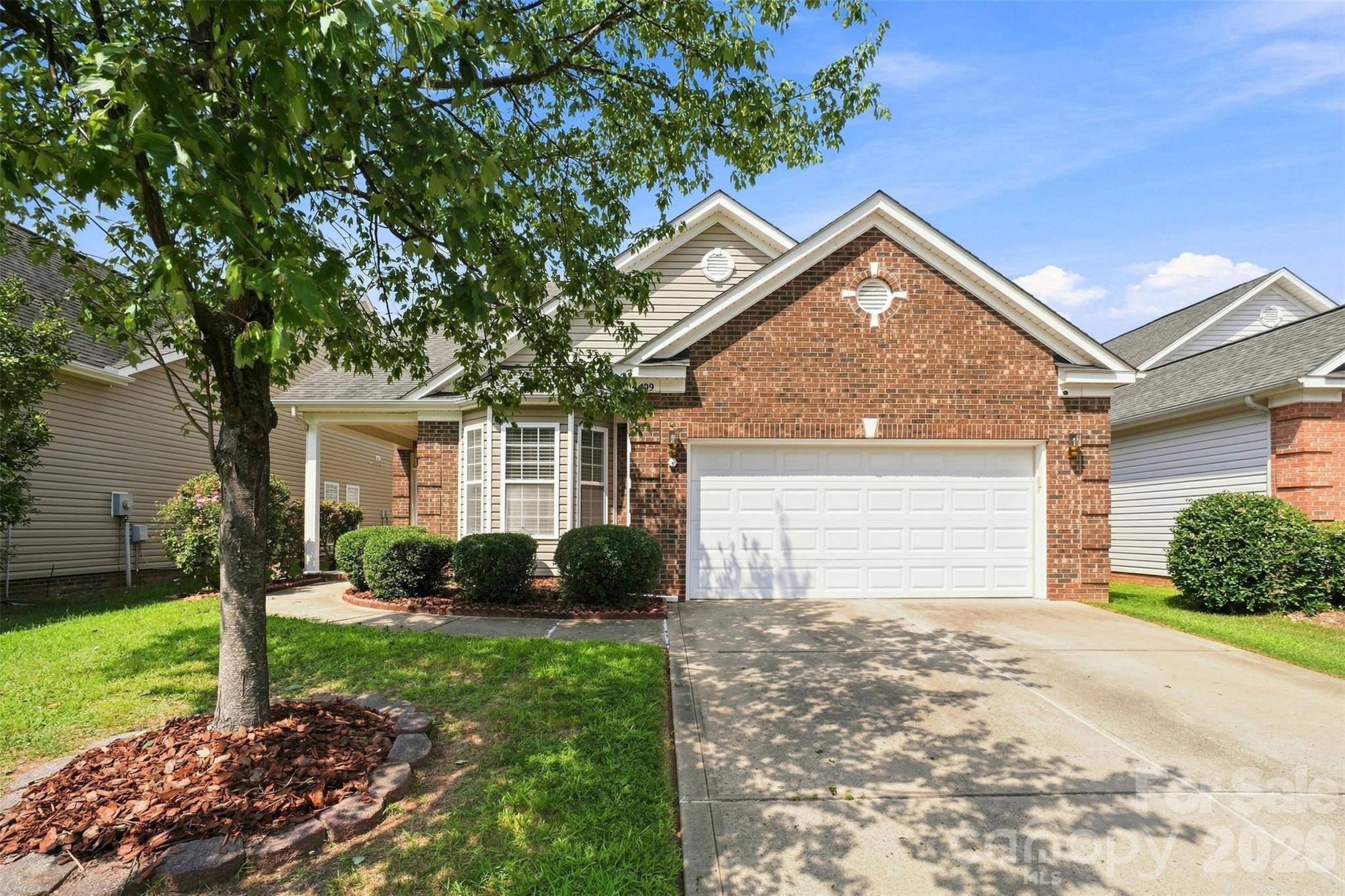 4409 Squirrel Trail LN, Charlotte, NC 28269