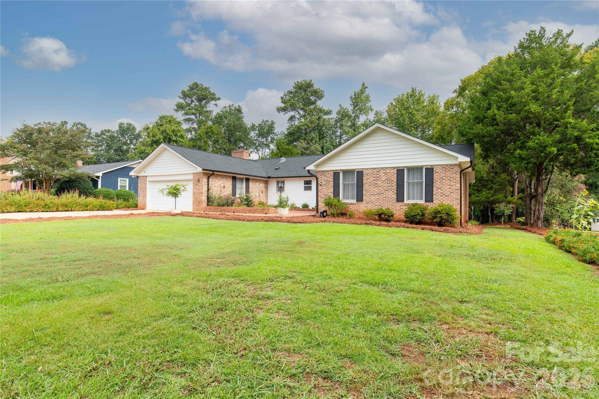 1296 Craig AVE, Lancaster, SC 29720
