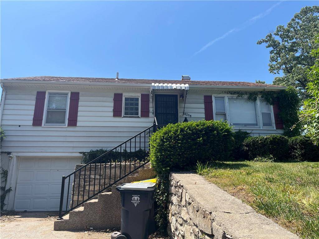 4208 N Brighton AVE, Kansas City, MO 64117
