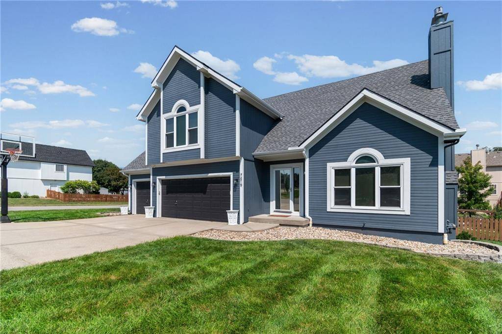 7419 N Booth AVE, Kansas City, MO 64158