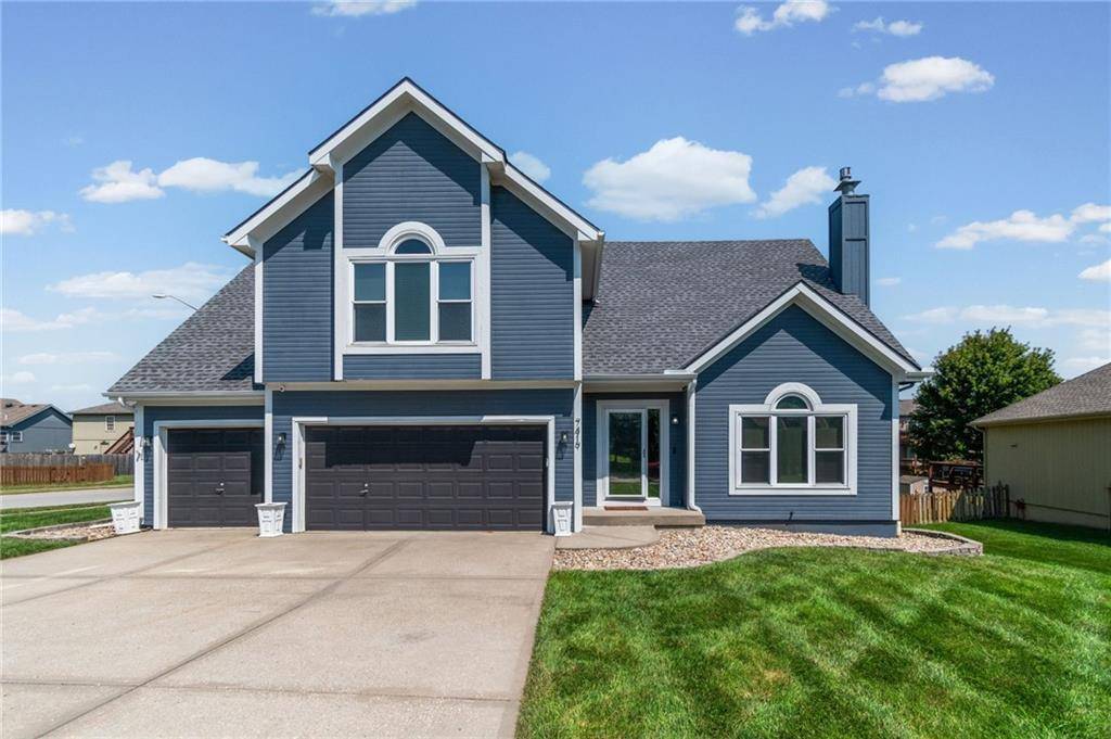 7419 N Booth AVE, Kansas City, MO 64158