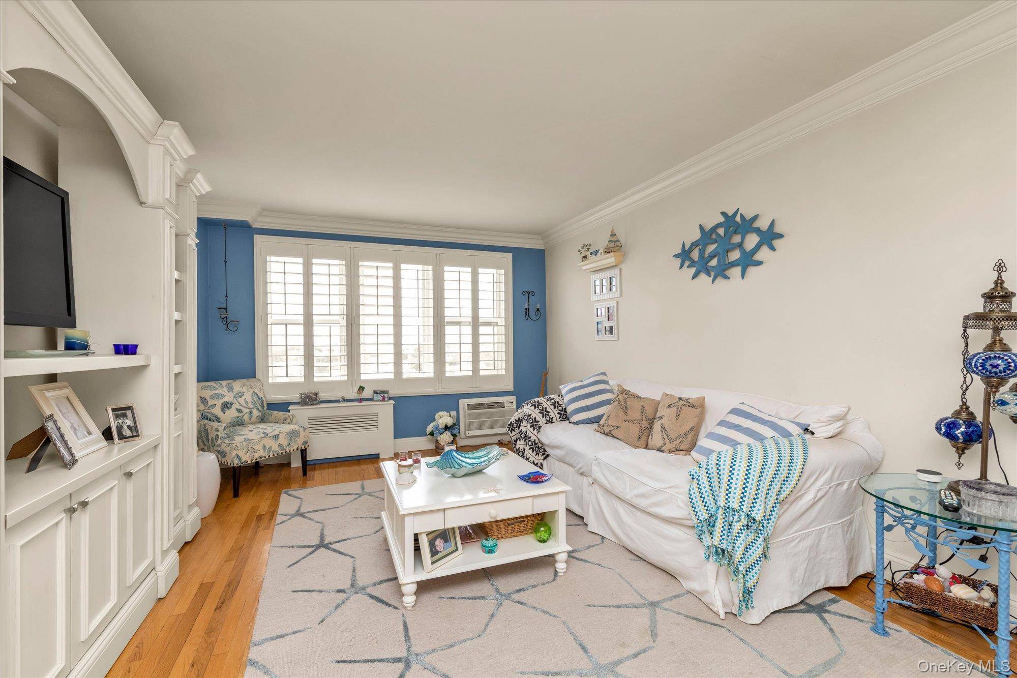 1 E Broadway #6A, Long Beach, NY 11561