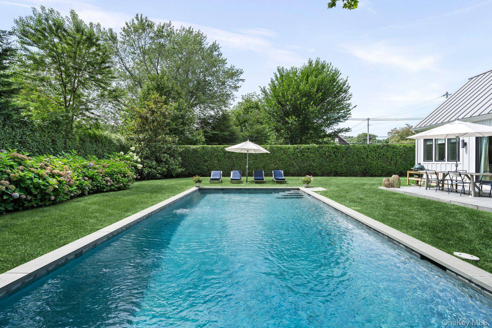 117 Buell LN, East Hampton, NY 11937