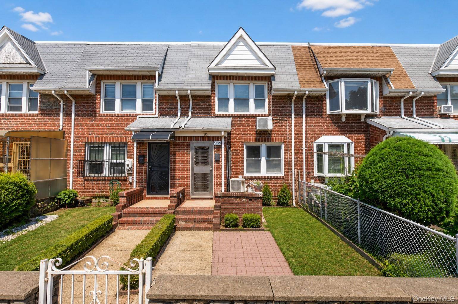 153-39 60th AVE, Flushing, NY 11355