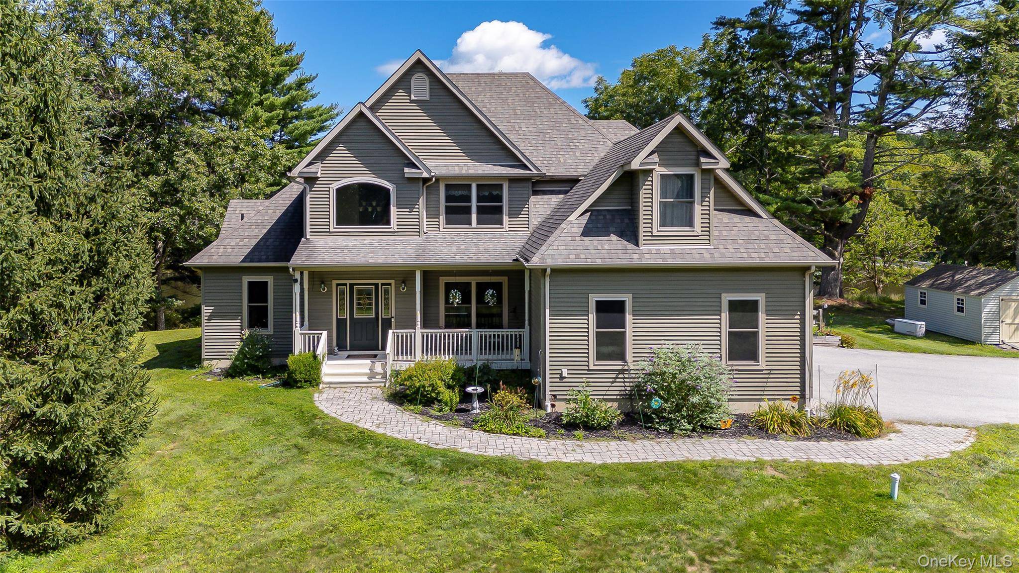 50 Meghan CT, Pine Bush, NY 12566