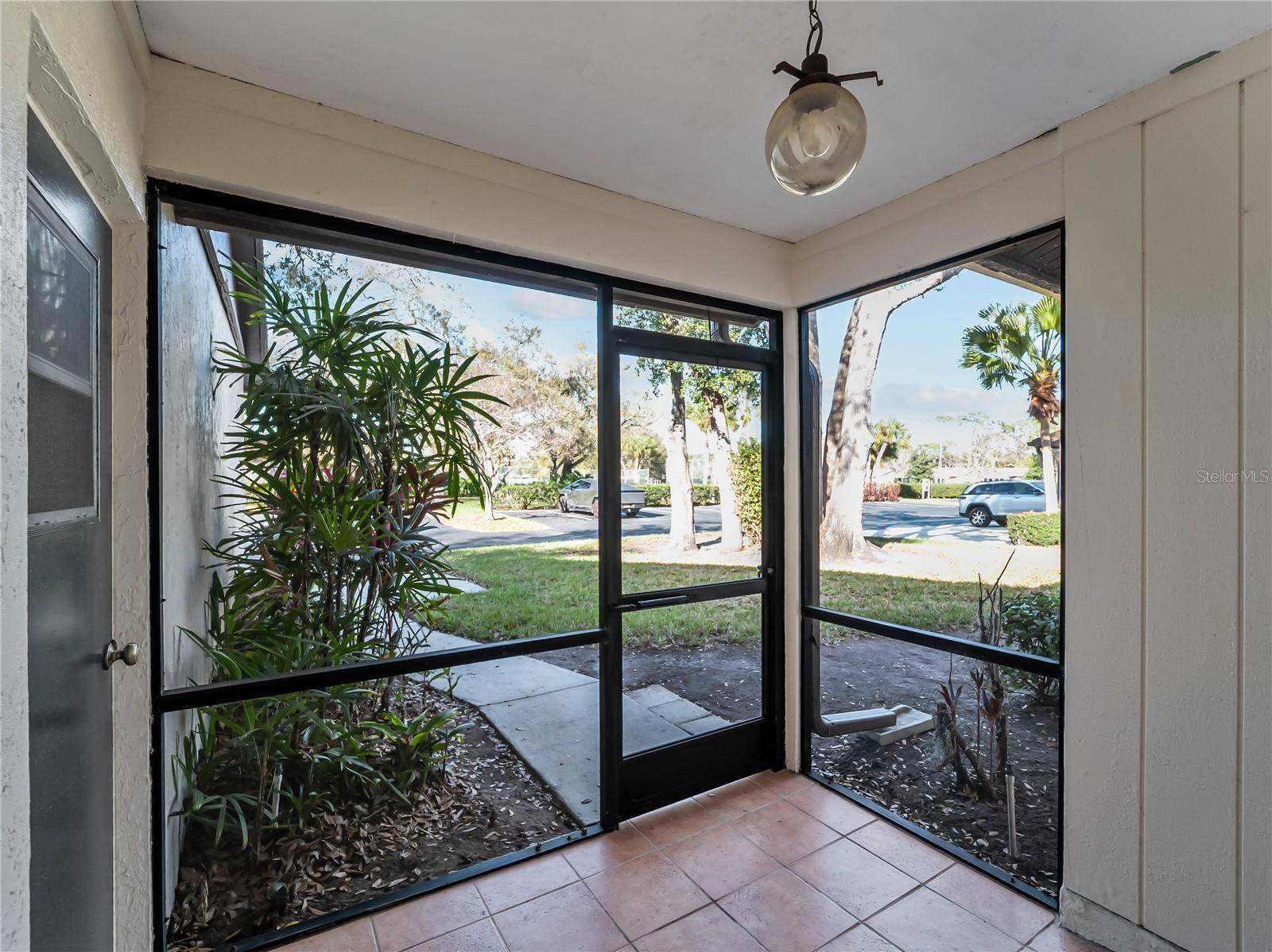 4668 OAK HILL LN #40, Sarasota, FL 34232