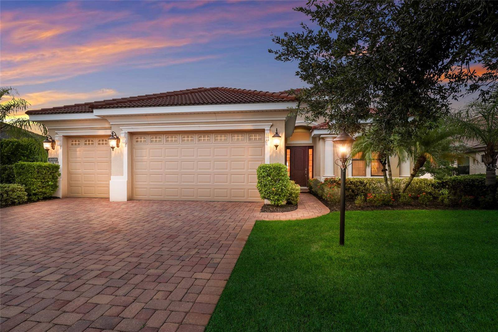 15403 HELMSDALE PL, Lakewood Ranch, FL 34202
