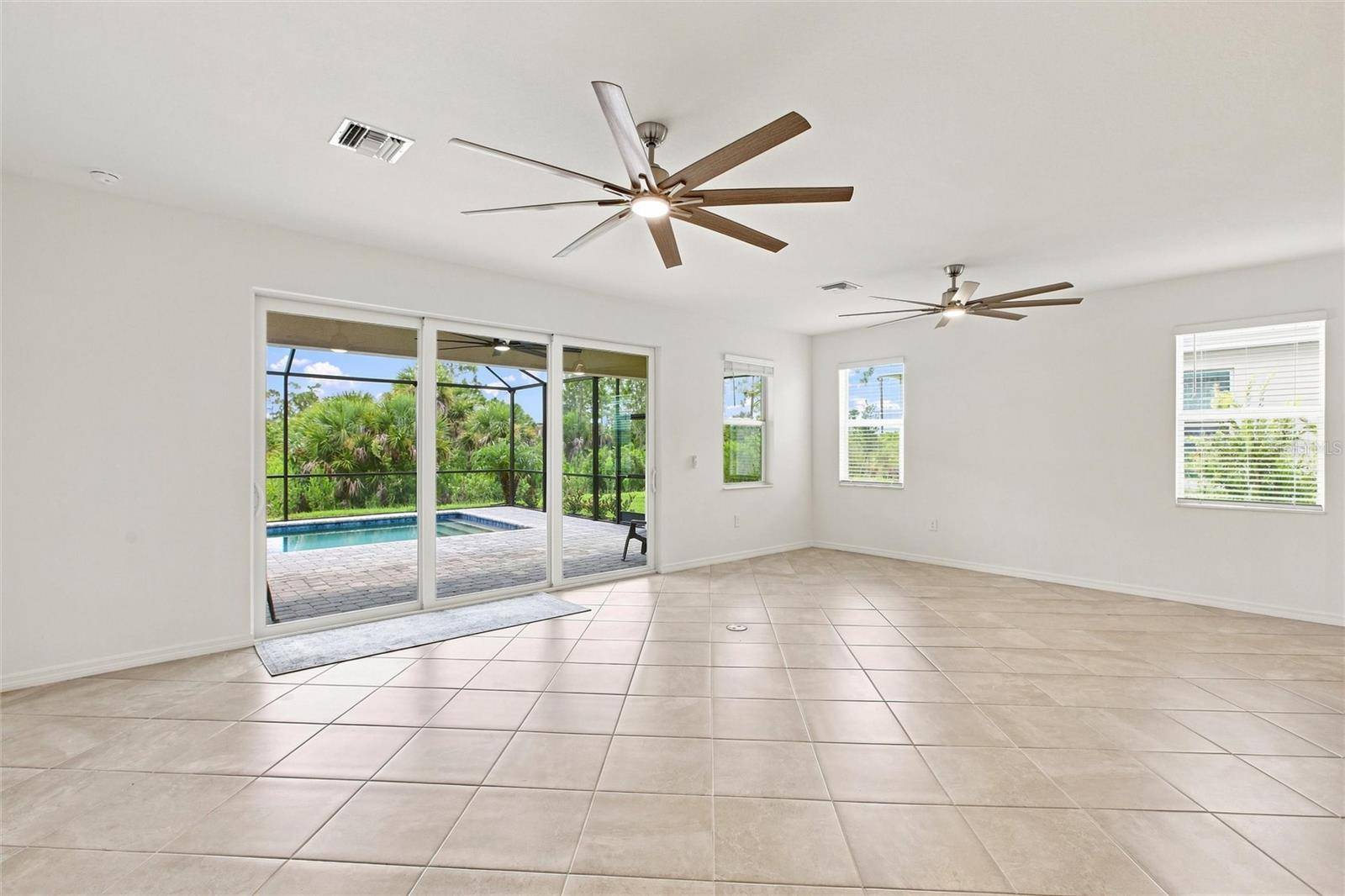 11296 PINOT DR, Venice, FL 34293