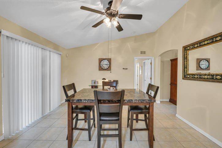 27 PATRIC DR, Palm Coast, FL 32164
