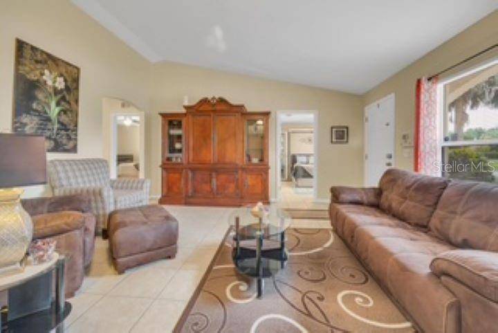 27 PATRIC DR, Palm Coast, FL 32164