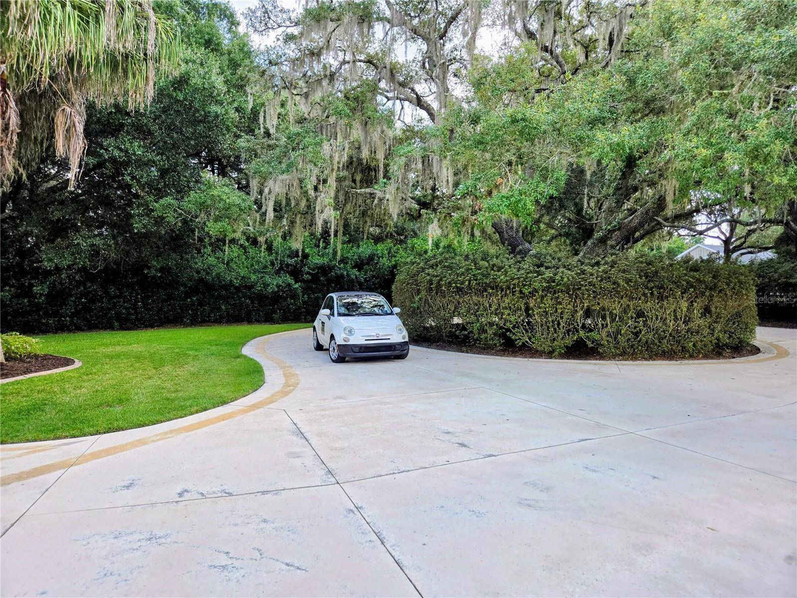 1251 ALABAMA AVE, Lady Lake, FL 32159
