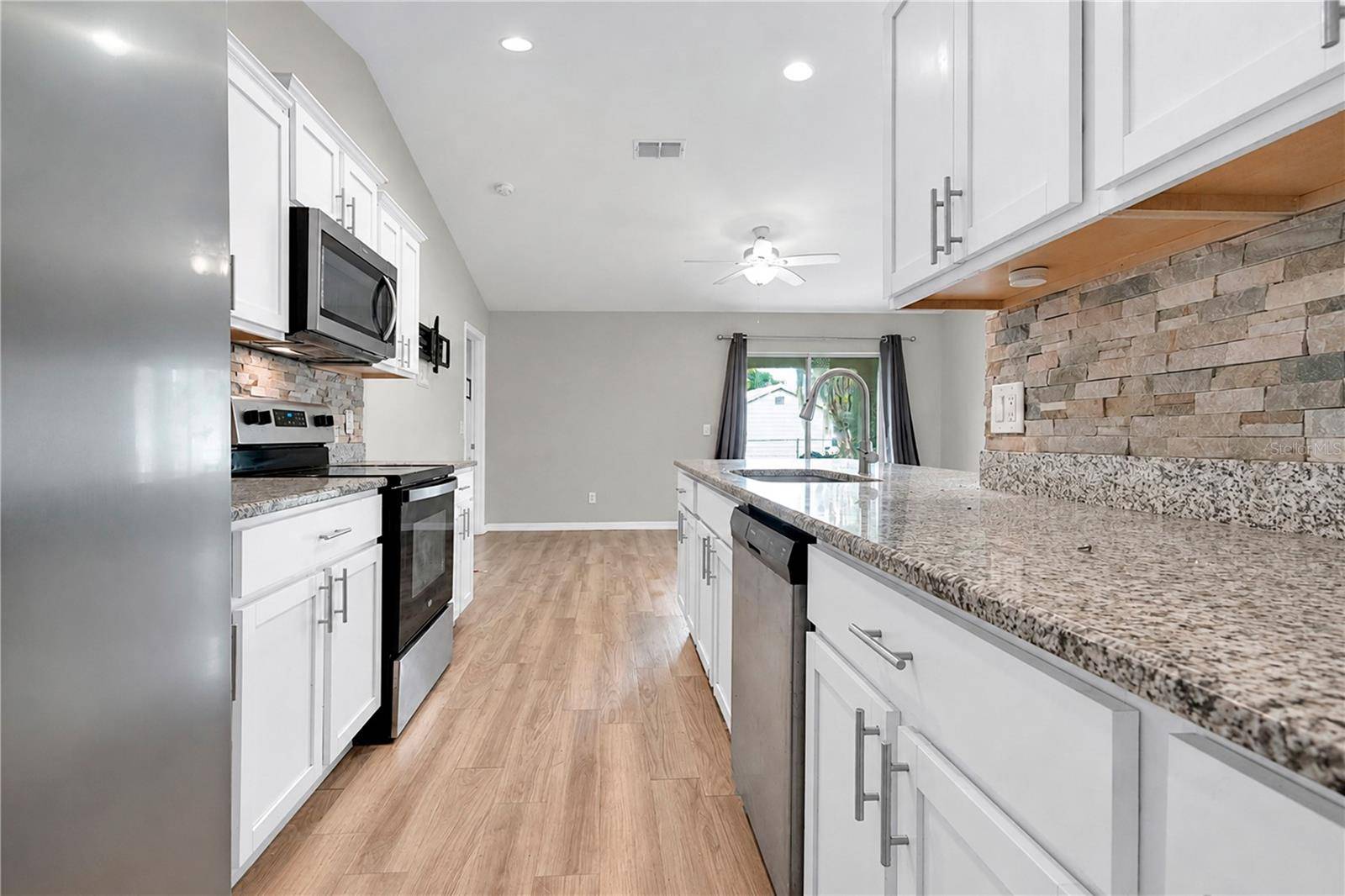 1185 FAIRVIEW AVE, Bartow, FL 33830