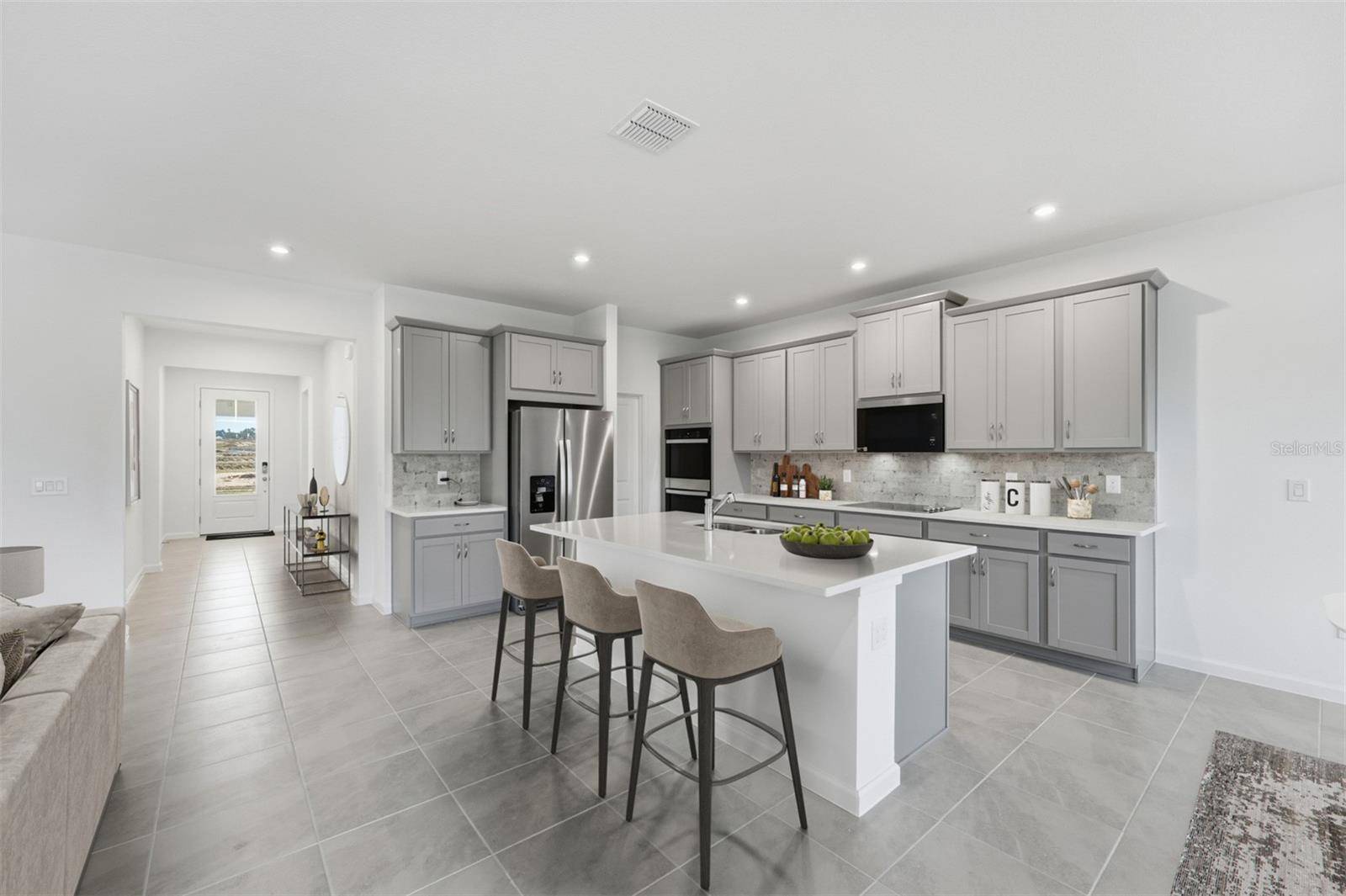 324 FREE RANGE DR, Groveland, FL 34736