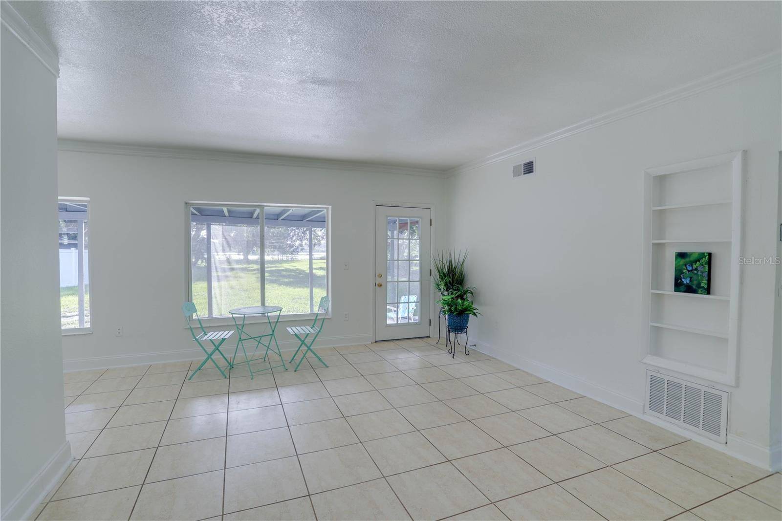 121 S TRIPLET LAKE DR, Casselberry, FL 32707