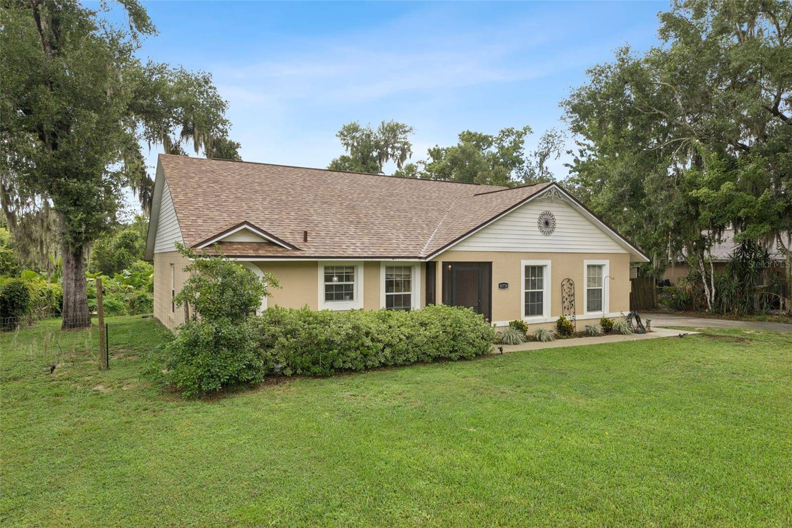 30724 FAIRVIEW AVE, Tavares, FL 32778