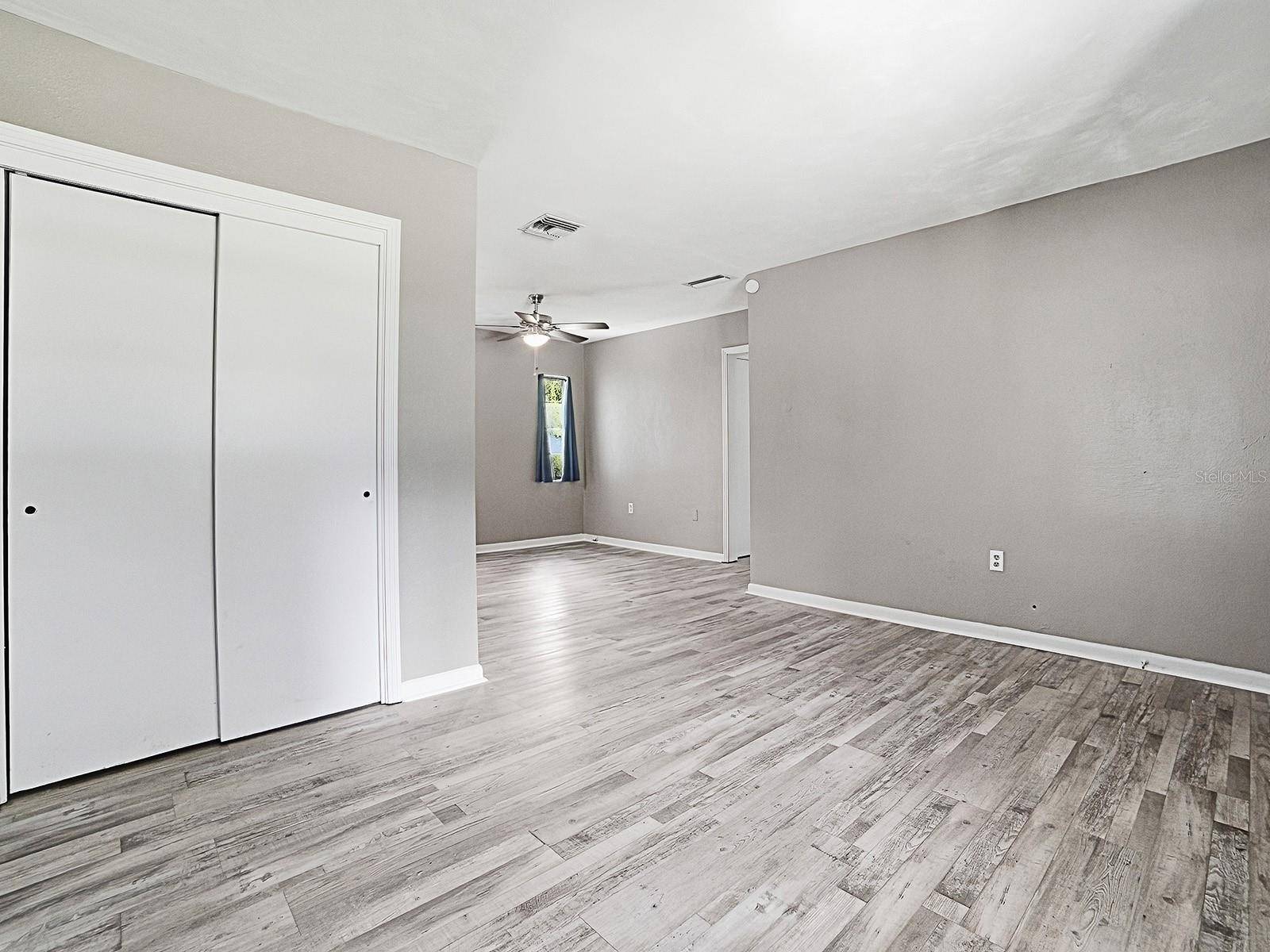 2014 HELMS AVE, Leesburg, FL 34748