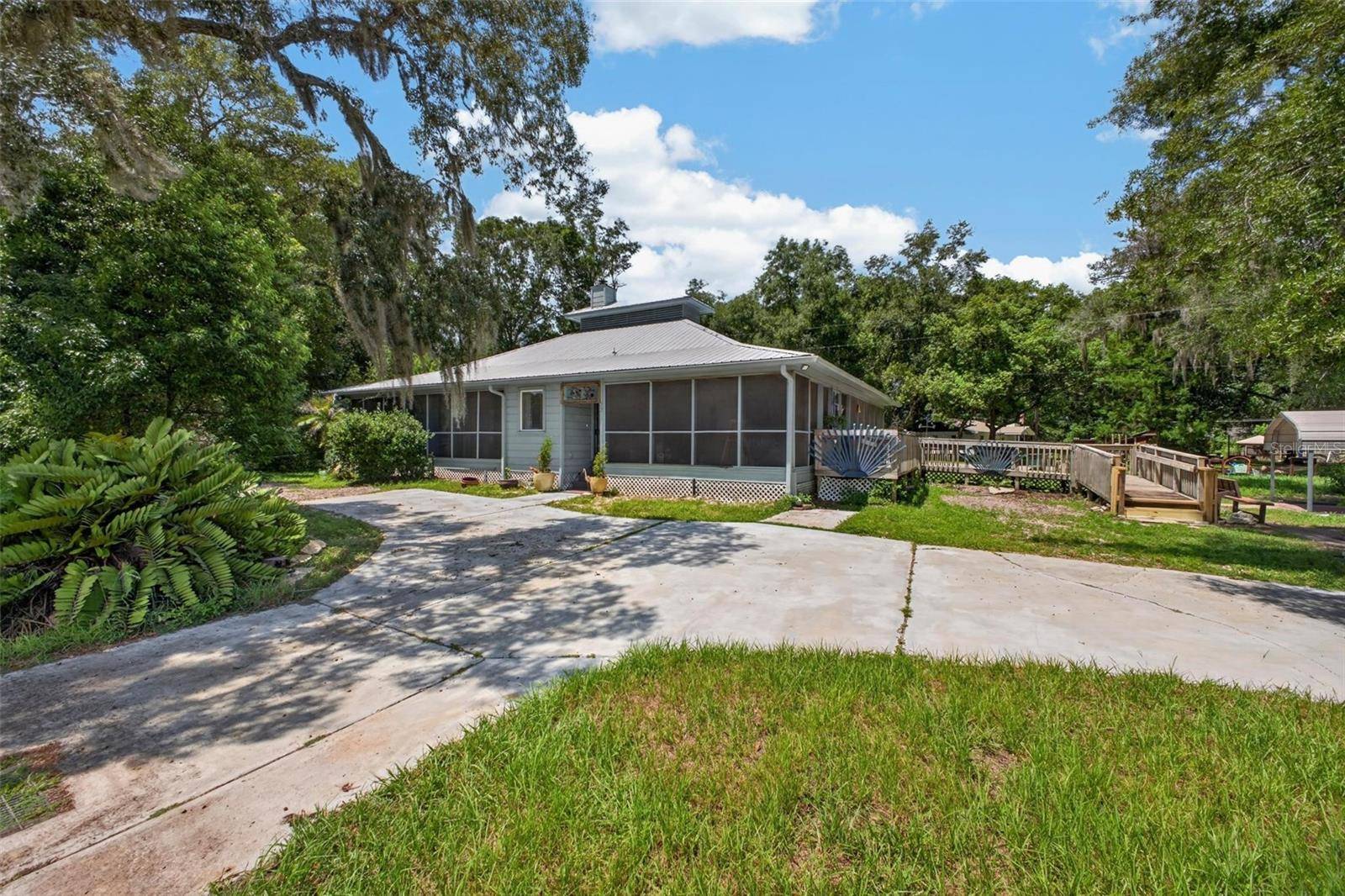25717 TROON AVE, Sorrento, FL 32776