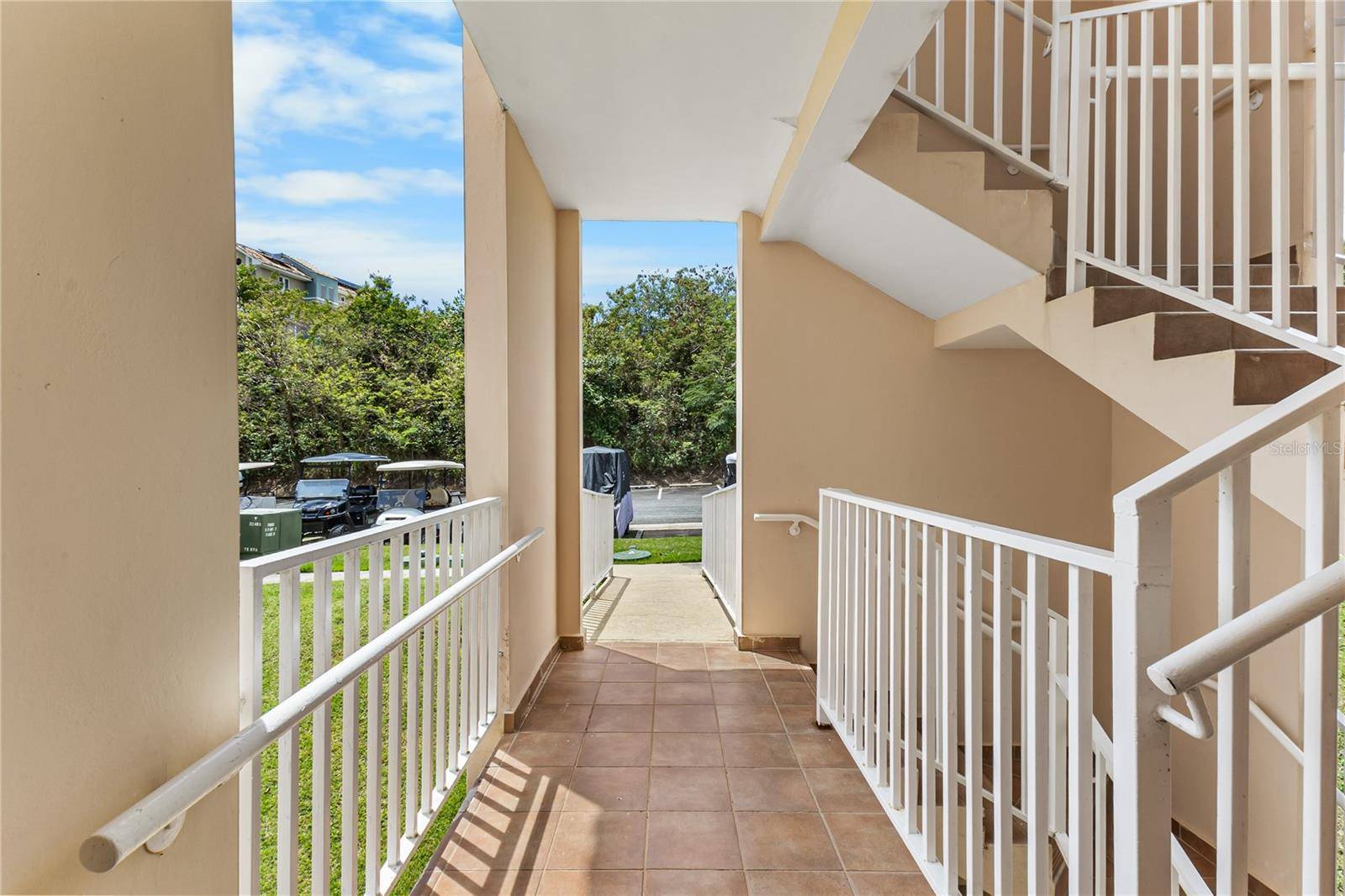 180 PALMAS DRIVE #9C, Humacao, PR 00791