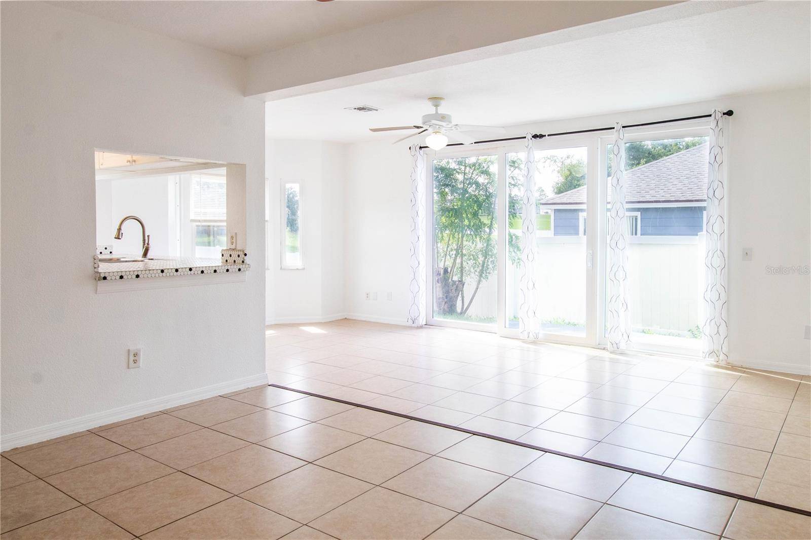 275 MANGO DR #A, Davenport, FL 33897