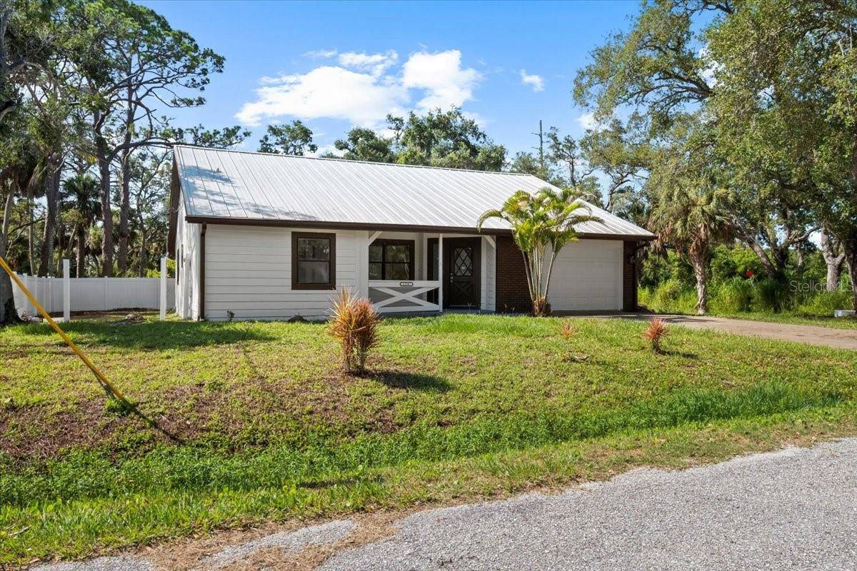 116 HERMES RD, Venice, FL 34293
