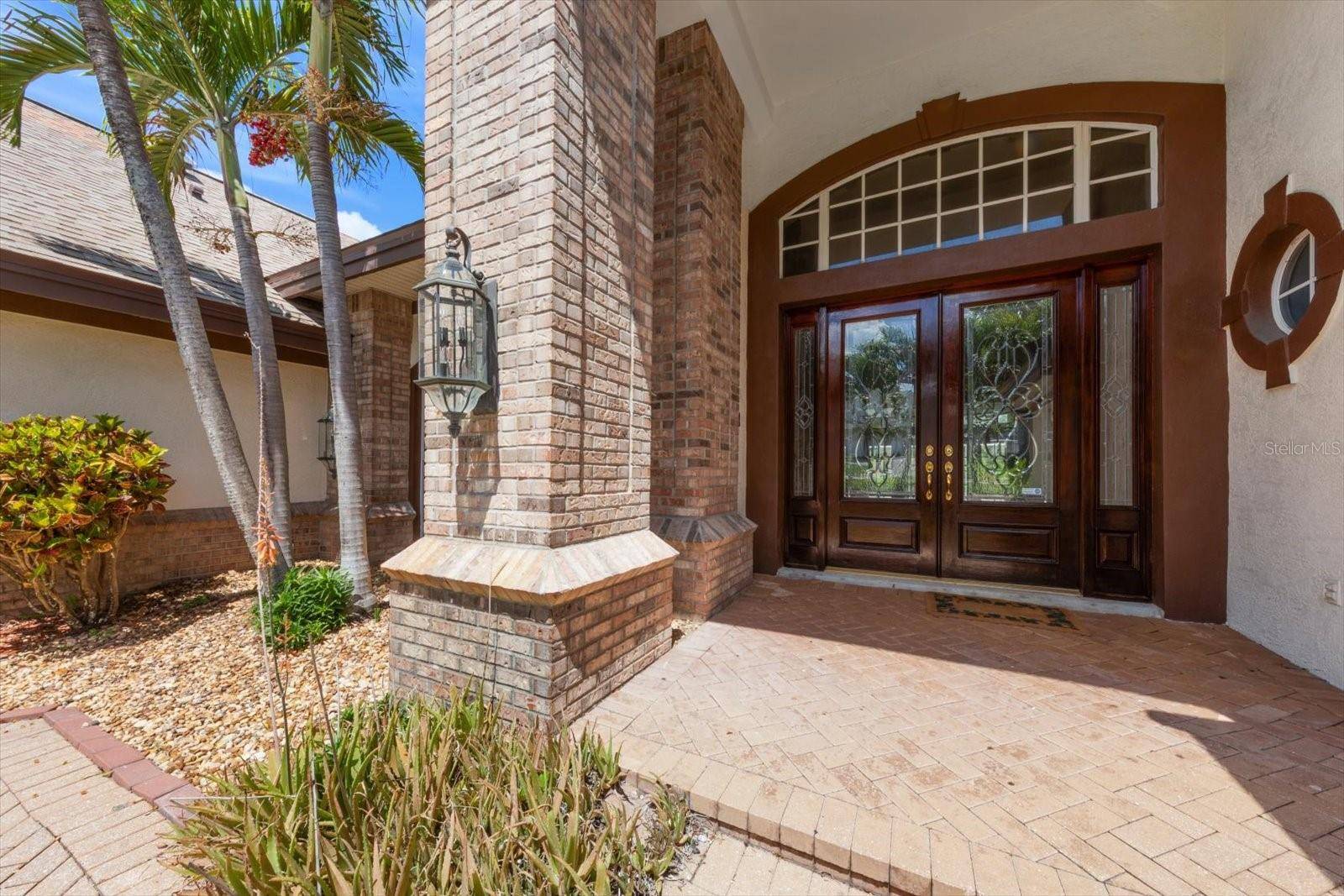 280 BELLEVIEW BLVD, Belleair, FL 33756
