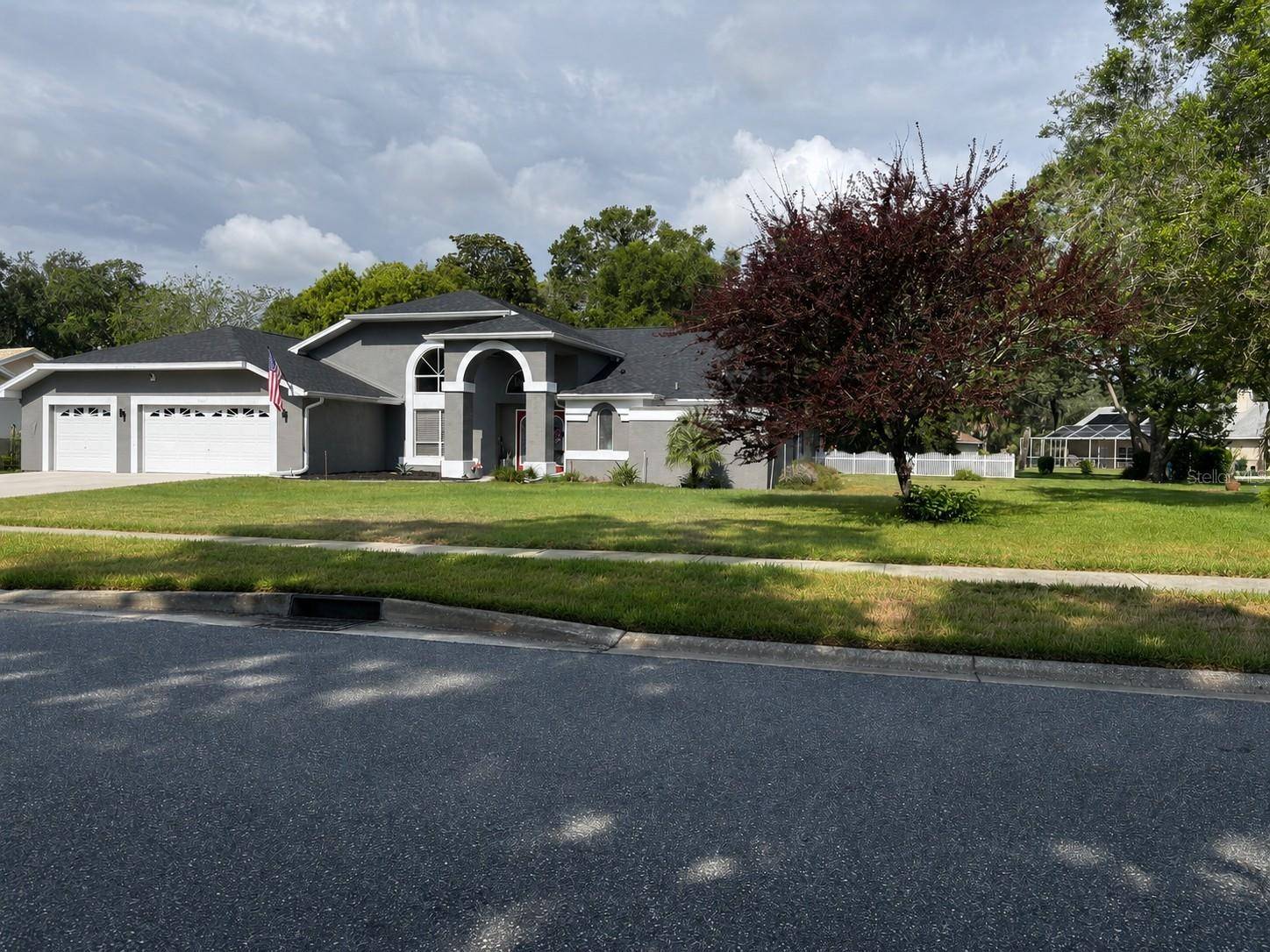 18561 WINDING OAKS BLVD, Hudson, FL 34667