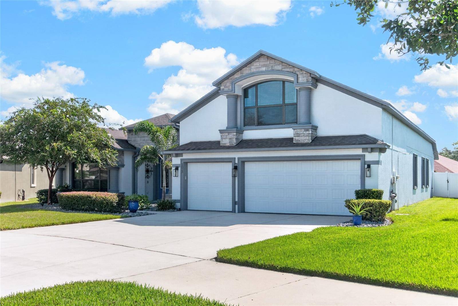 2823 COLEWOOD LN, Dover, FL 33527