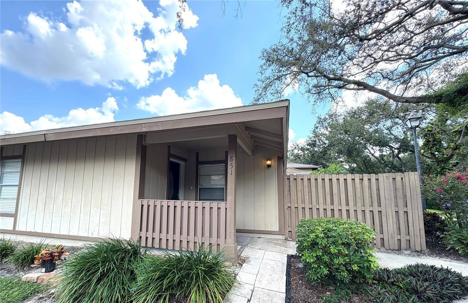 851 CREEKWAY CT, Brandon, FL 33511