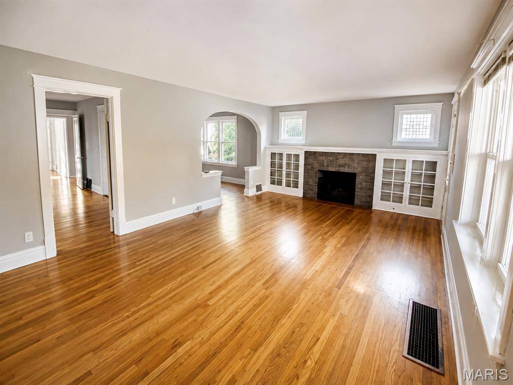 1807 Princeton PL, Richmond Heights, MO 63117