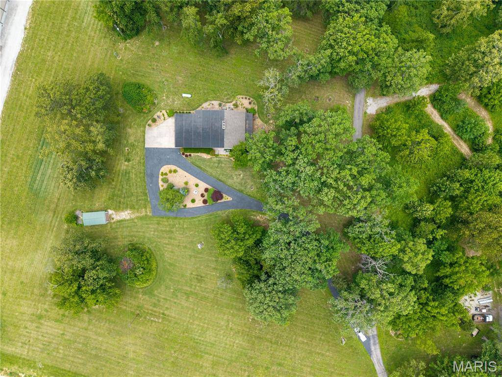 65 Northside DR, Perryville, MO 63775
