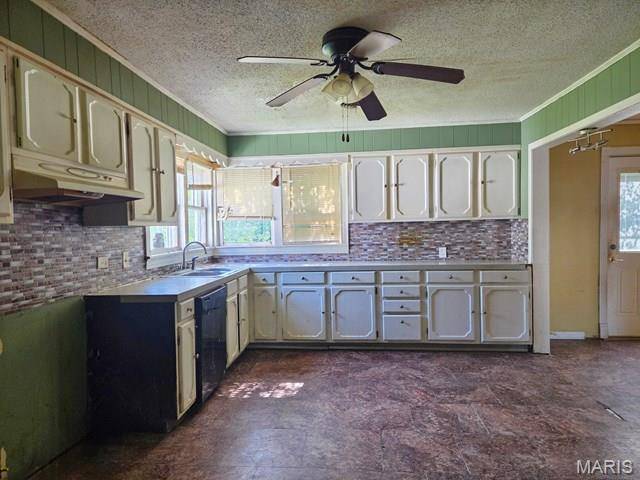 1907 E Parkview, Caruthersville, MO 63830
