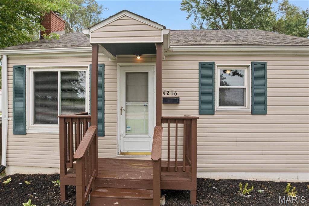 4216 Nameoki RD, Granite City, IL 62040
