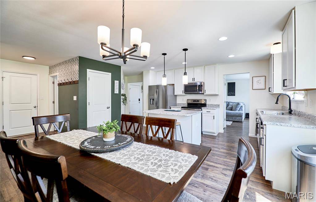 224 Quiet Bend DR, Wentzville, MO 63385